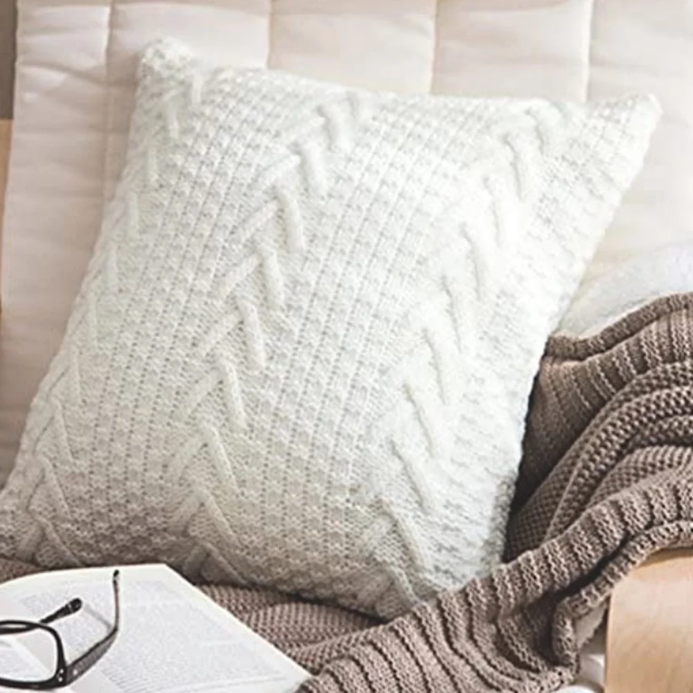 Classic White Textured Chic Fall/Winter Trendy Cute Accent Pillow for Bed/Sofa